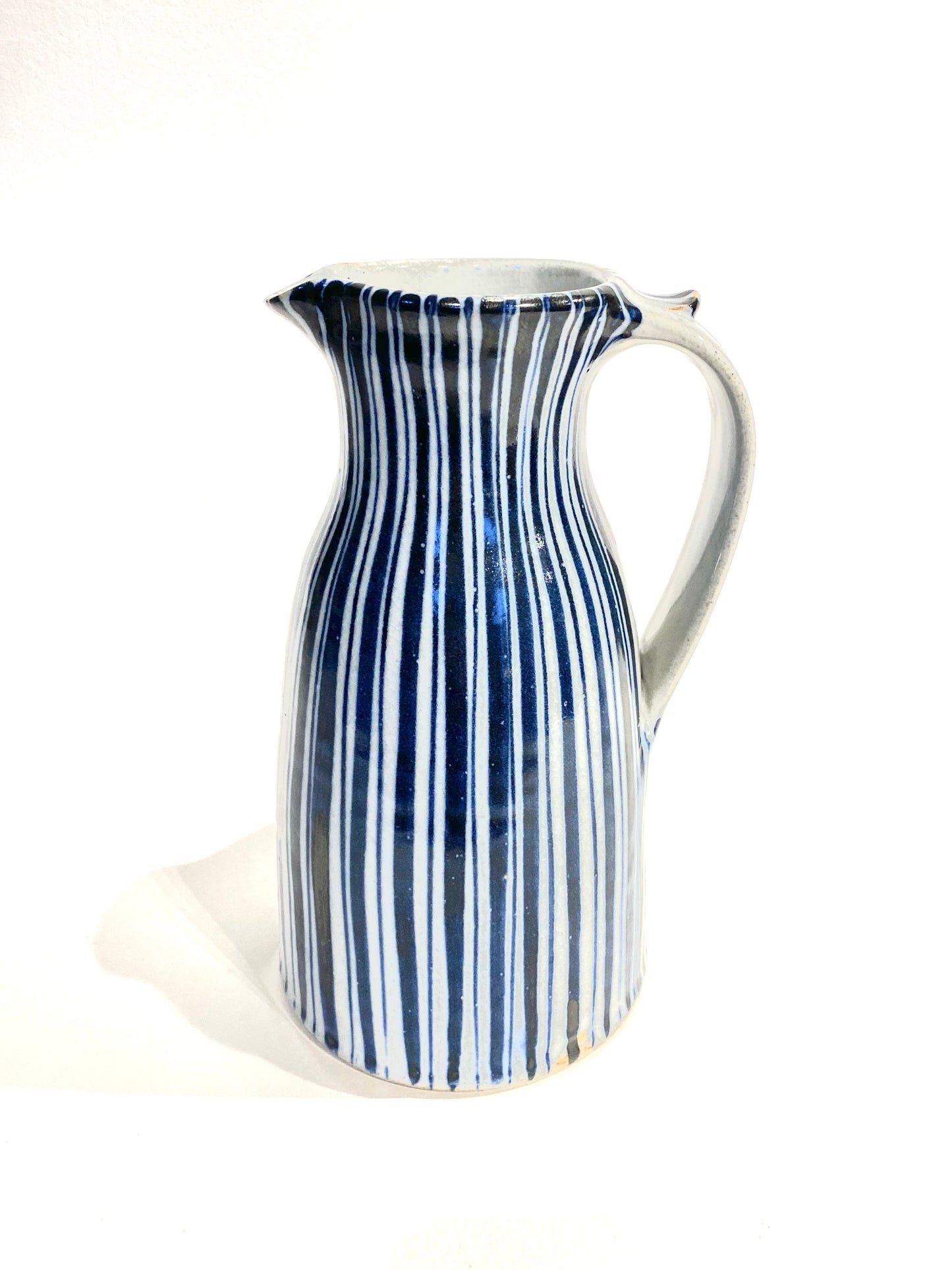 Extra Large Narrow Neck Jug 23cm